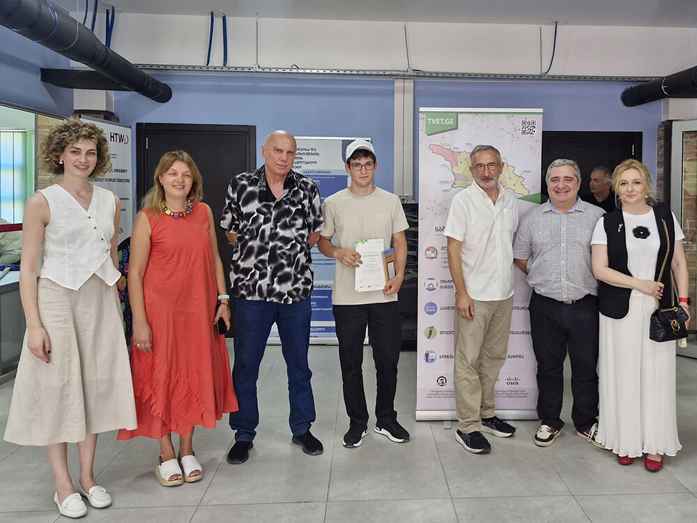 სტუდენტური ოლიმპიადა „ინფორმაციული ტექნოლოგიების მხარდაჭერა“ – ნოდარ ქებურიამ საპრიზო ადგილი მოიპოვა