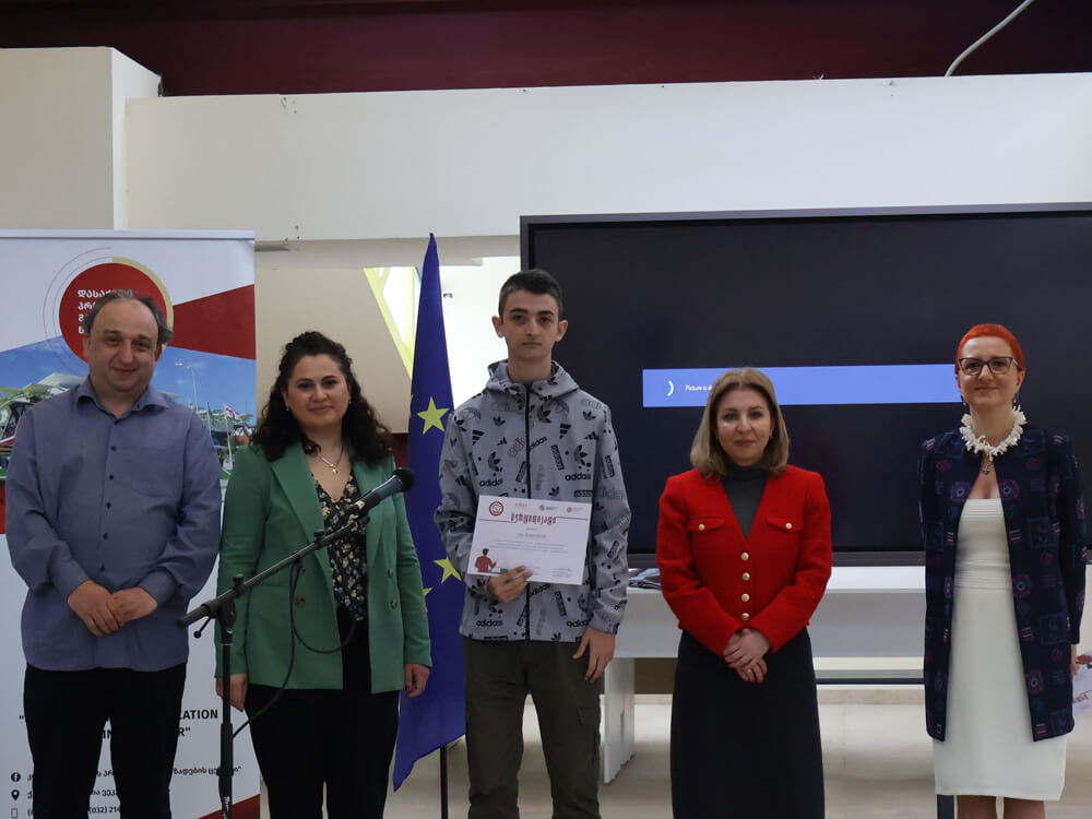 დებატების კლუბი
